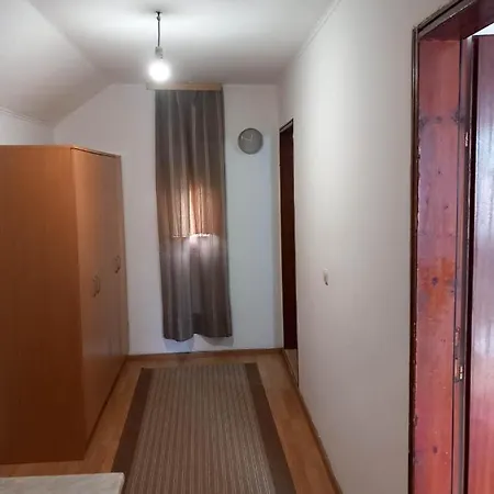 Guest house Bjelave *