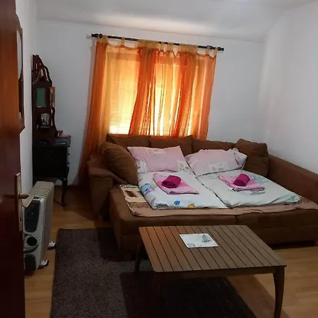 Guest house Bjelave *